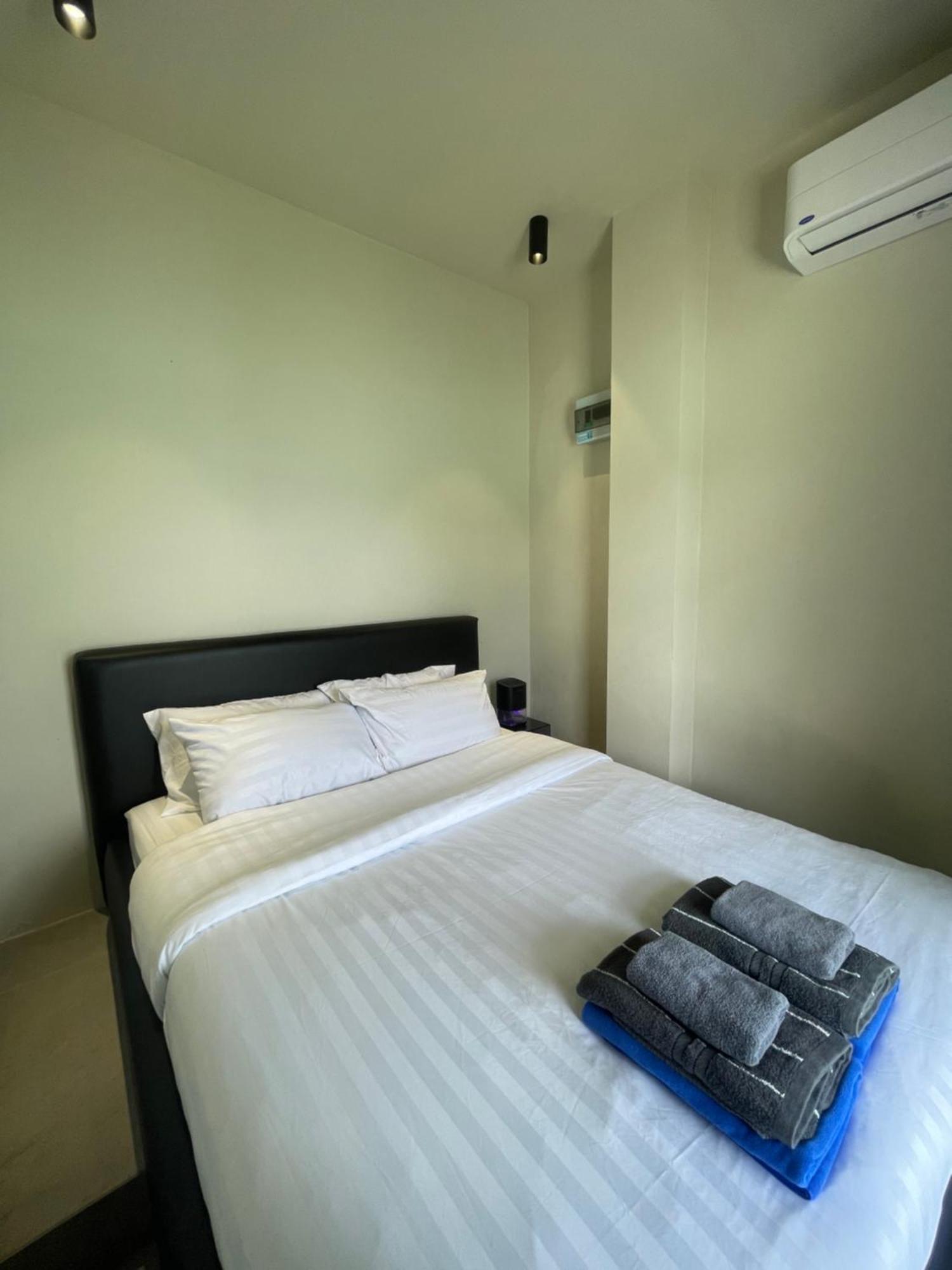 Lägenhet Tri Trang Beachfront With Stunning Views Patong